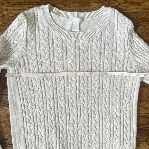 H&M Women’s Cream Cable Knit Crew Neck Sweater - Picture 5 of 5